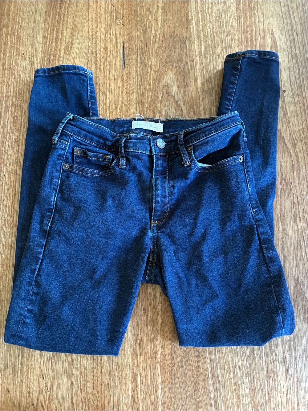 GAP Women’s Dark Blue Skinny Jeans 26S/2